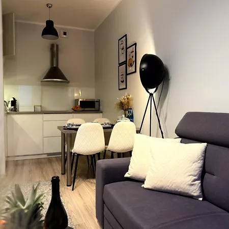 Apartment Airport67 *